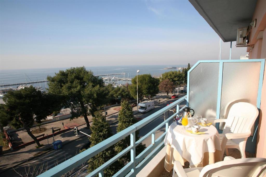 Hotel Oceanis Soluň Exteriér fotografie